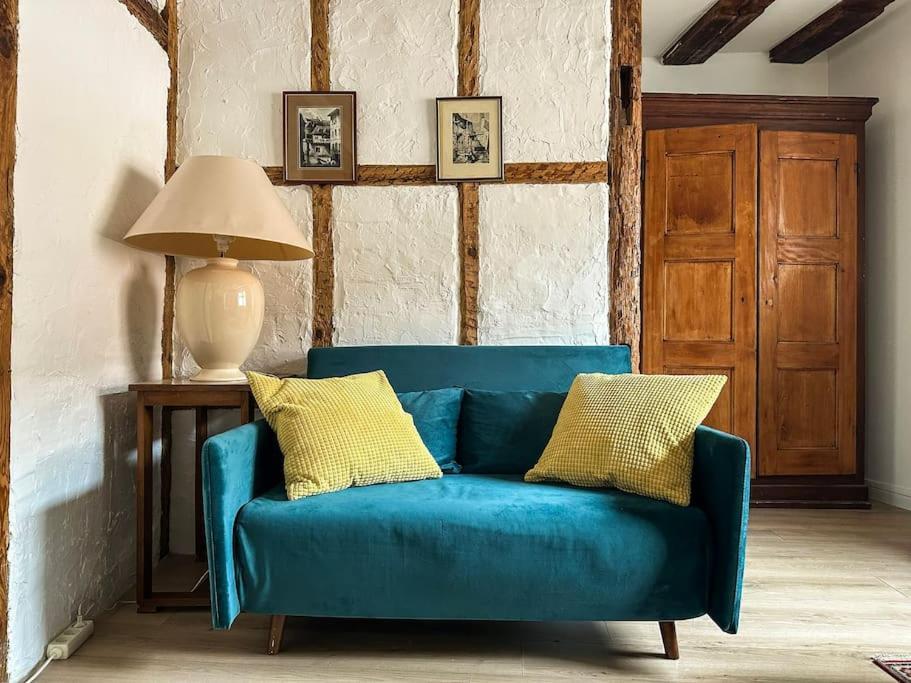 Nouvel Appartement, Le Colombage Heureux ซิลิสตาต์ ภายนอก รูปภาพ