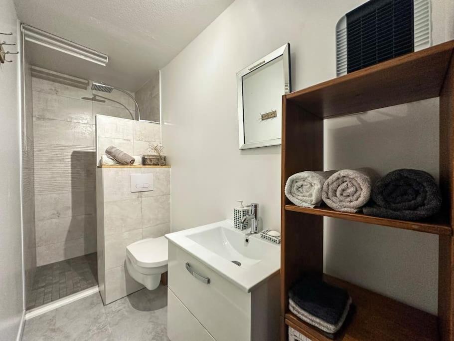 Nouvel Appartement, Le Colombage Heureux ซิลิสตาต์ ภายนอก รูปภาพ